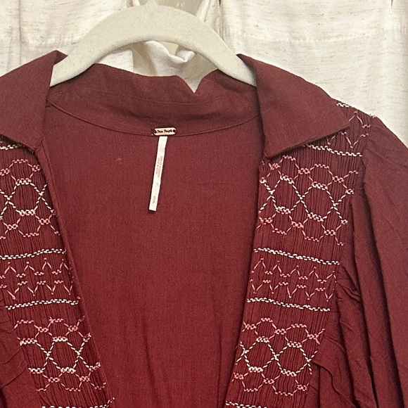 Free People Maroon Embroidered Puff Sleeve Midi Dress sz S - Picture 7 of 7